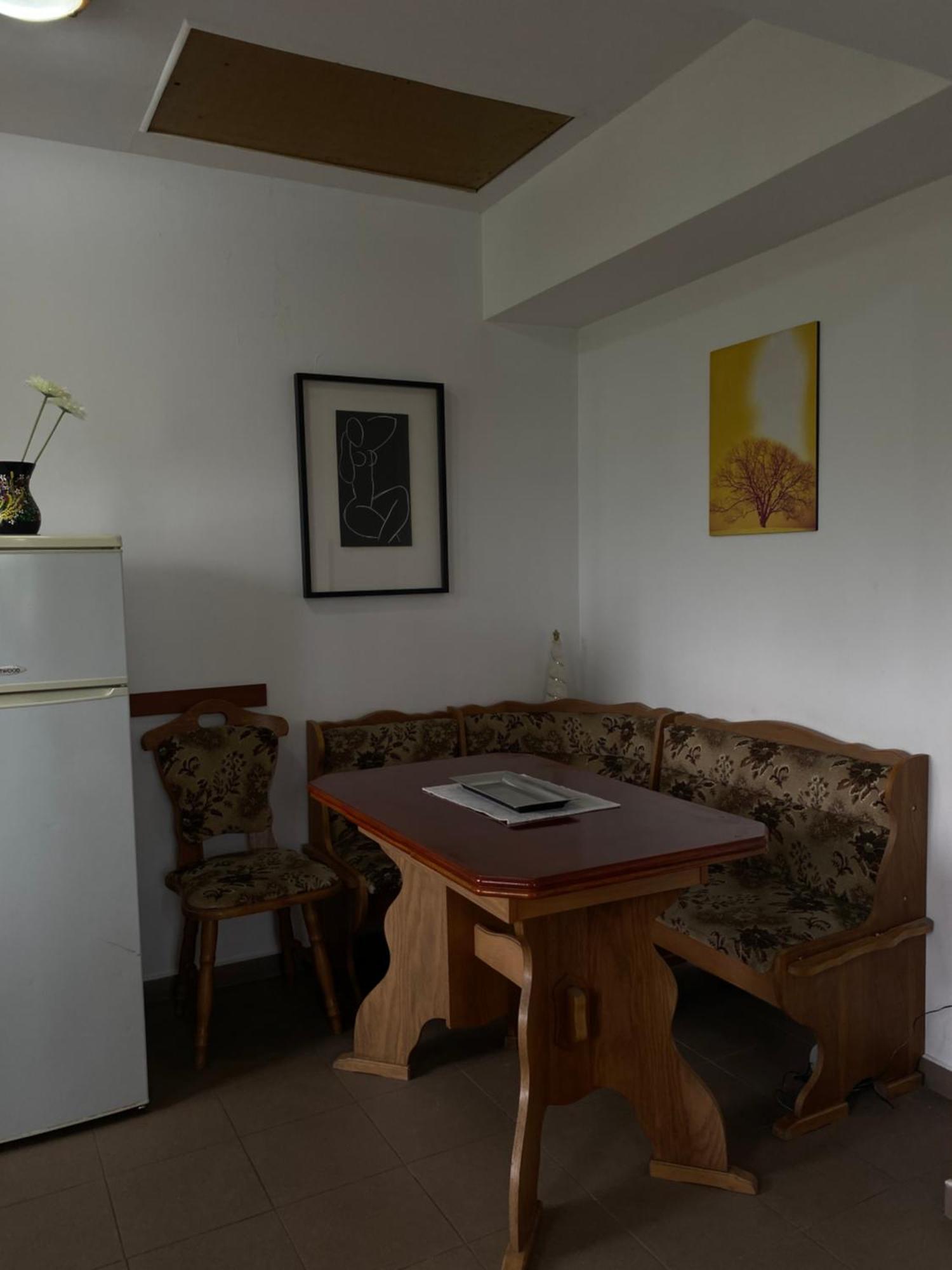 Quiet Garden Ground Floor Apartment บูคาเรสต์ ภายนอก รูปภาพ