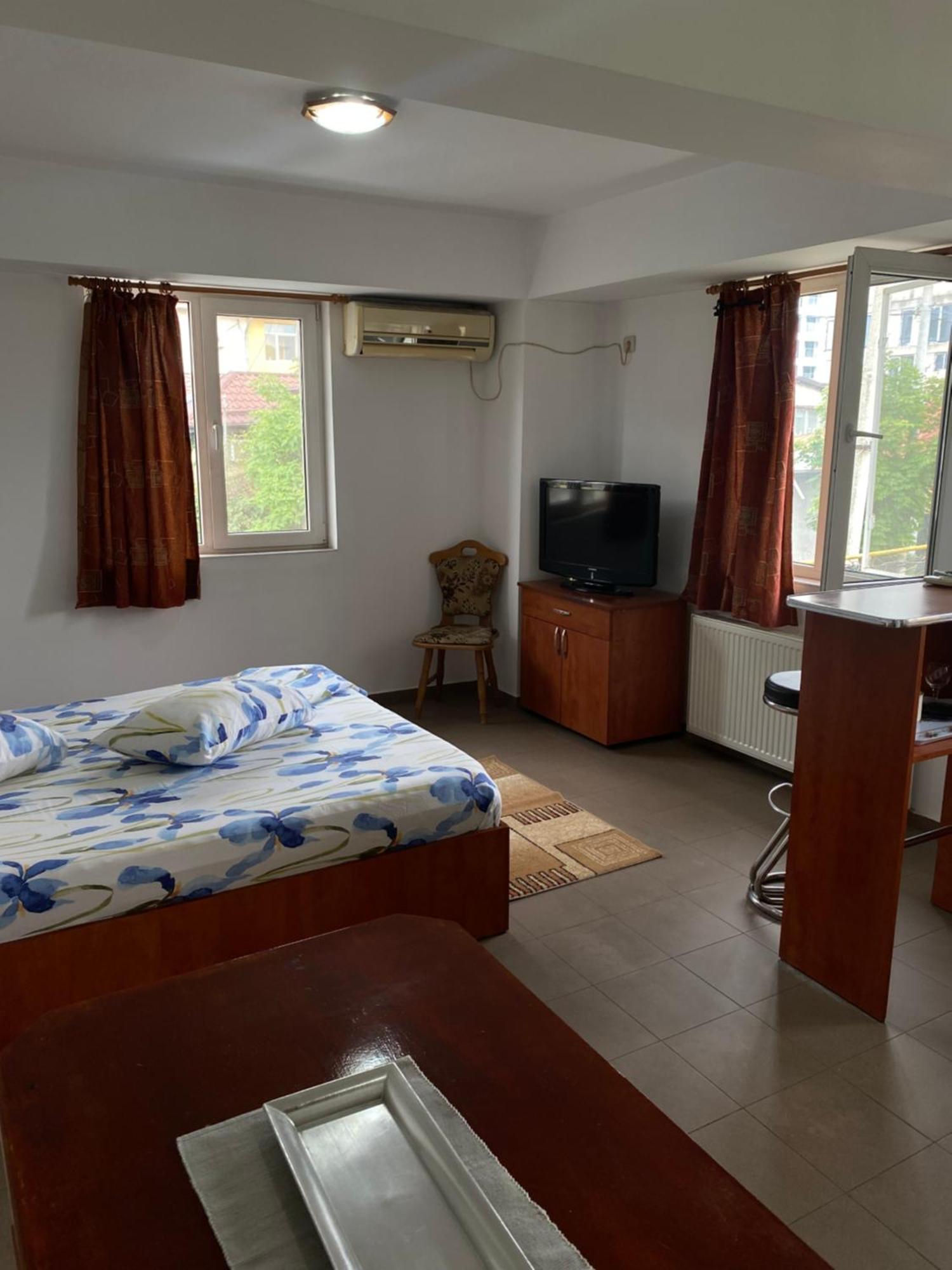 Quiet Garden Ground Floor Apartment บูคาเรสต์ ภายนอก รูปภาพ